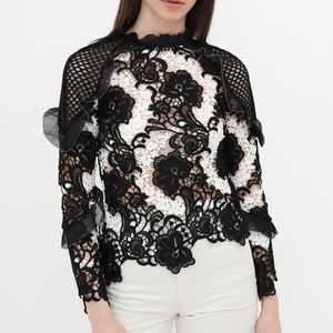 Self Portrait floral lace crochet top in black and white